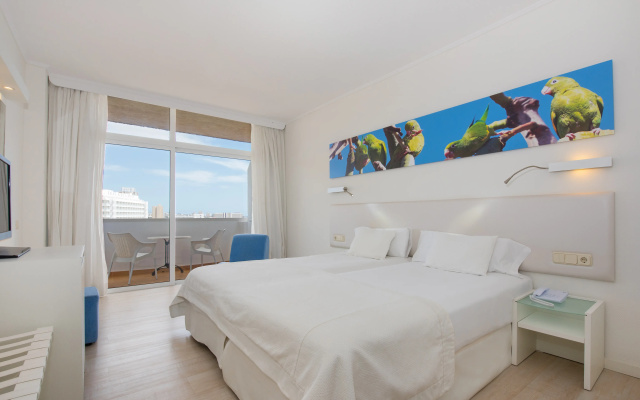 Iberostar Waves Bouganville Playa