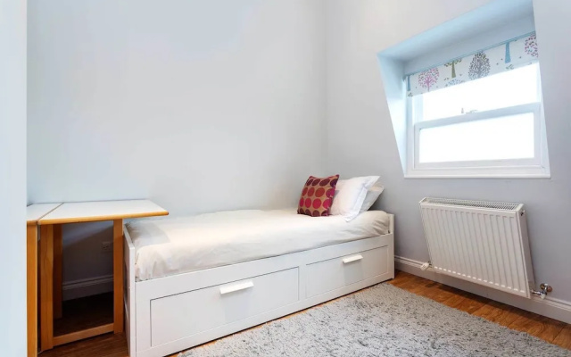 Southfields Hideaway