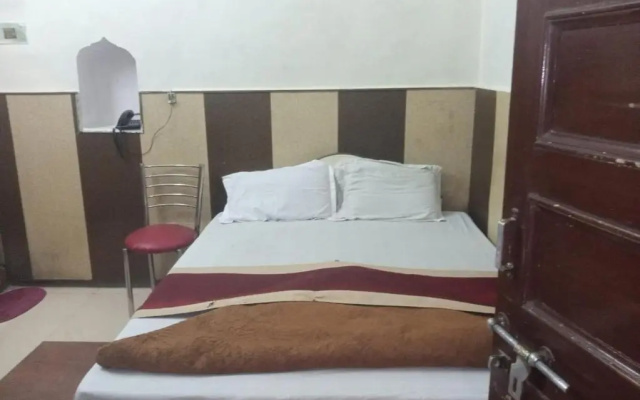 Hotel Amar Palace by Wb Inn