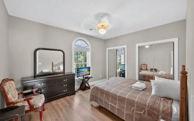 Magnolia North 4827-201