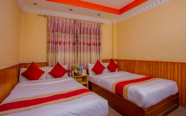 OYO 305 Hotel Gauri
