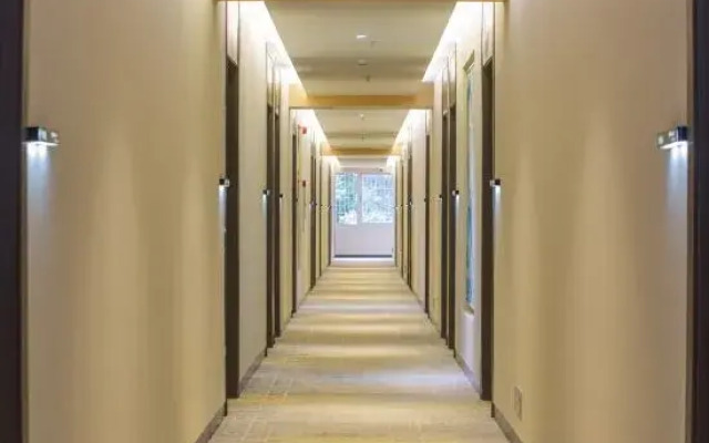 Guangzhou Changtai Linjiang Apartment