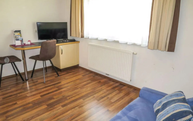 Sesselebenerhof 36723