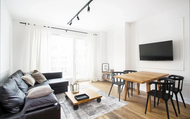 Apartament August