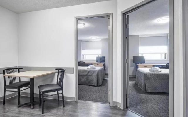 Residence and Conference Centre – King City