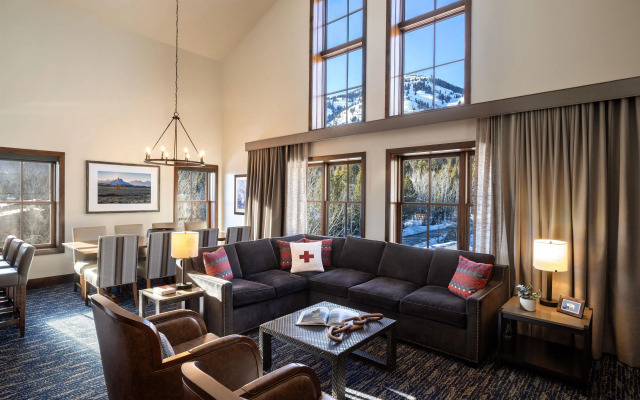 Teton Mountain Lodge and Spa