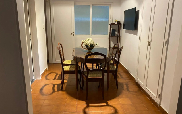 Tia Apartment/Retiro 4 amb, cerca Teatro Colon