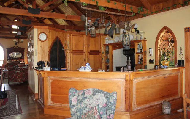 Inspiring Views B&B Artisan Homestead