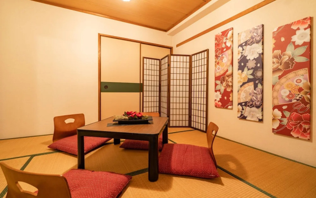 IKIDANE HOUSE Namba Minami