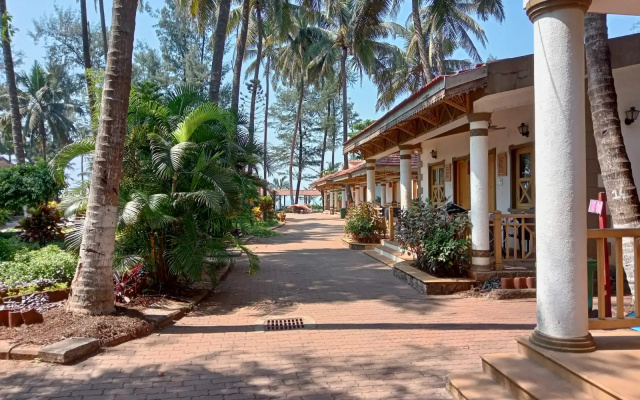 Golden Swan Beach Resort