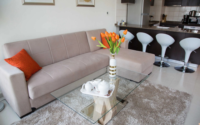 Stylish Apt With Great Views And Good Energy