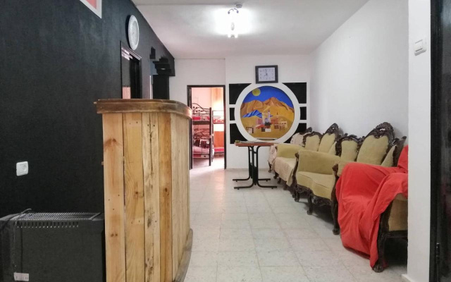Al-Amir Hostel