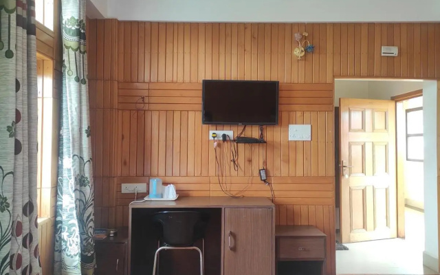 Hotel Tayatha