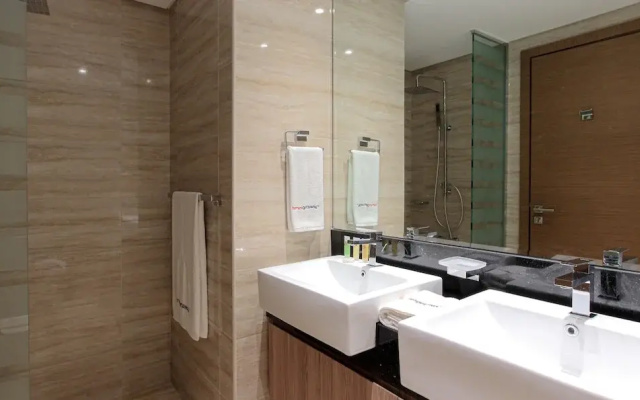 Spacious 1BR Apt Designed by Missoni