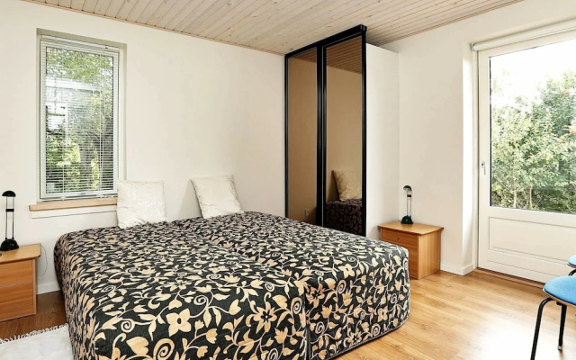 Comfortable Holiday Home in Hundested with Hot Tub