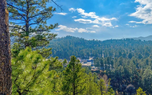 Hold Your Horses by Ruidoso Vacation Rentals