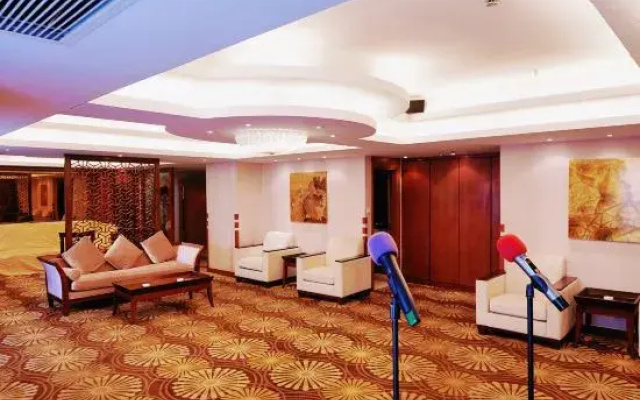 Chengmao Intoxication Hot Spring Hotel