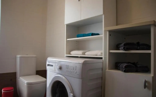 SeaBreeze Apartment in Gzira Malta