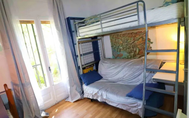 Roses Beach Apartment for 6