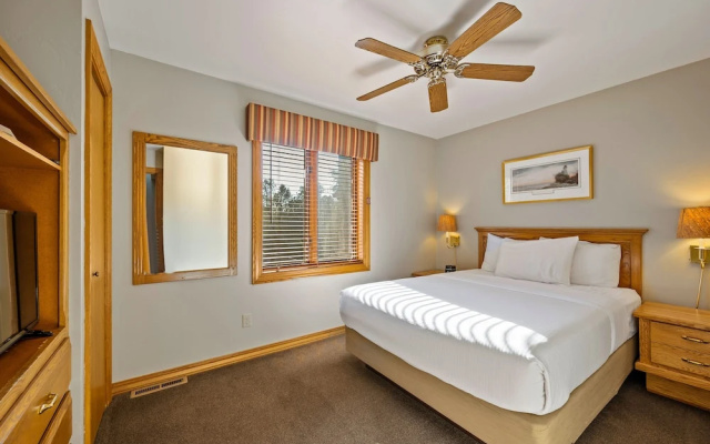 Evergreen Hill Condominiums