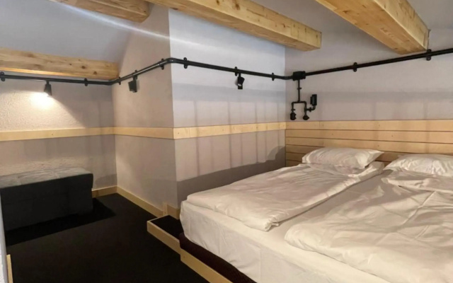 Art Hotel 158