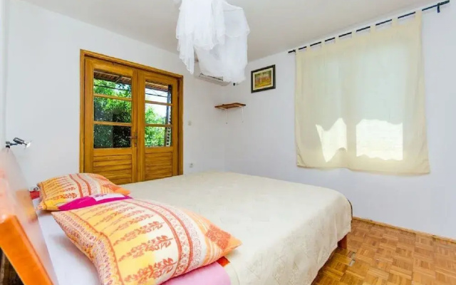 House Renato