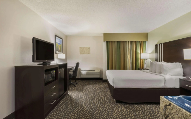 Best Western Indian Oak