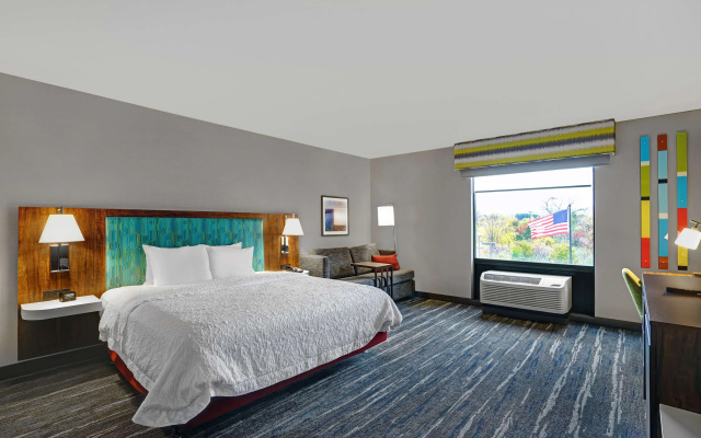 Hampton Inn Utica