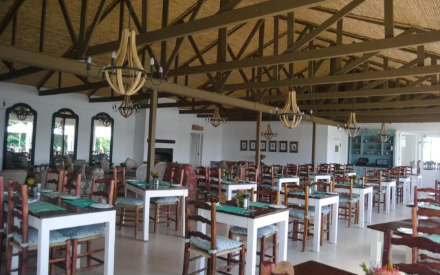 De Hoop Collection - Campsite Rondawels