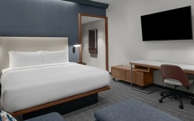 Courtyard by Marriott Modesto North
