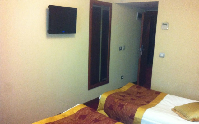 Hotel Linda