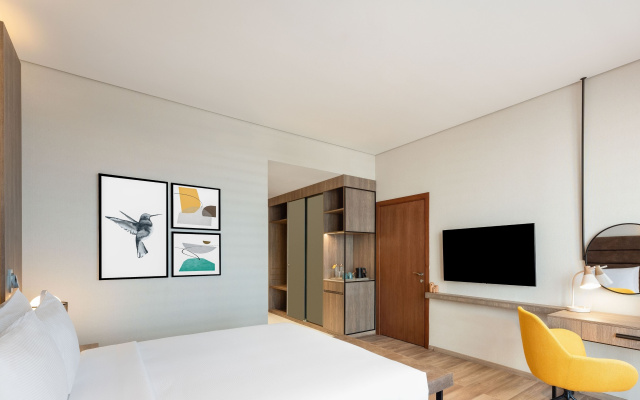 voco Dubai the Palm by IHG