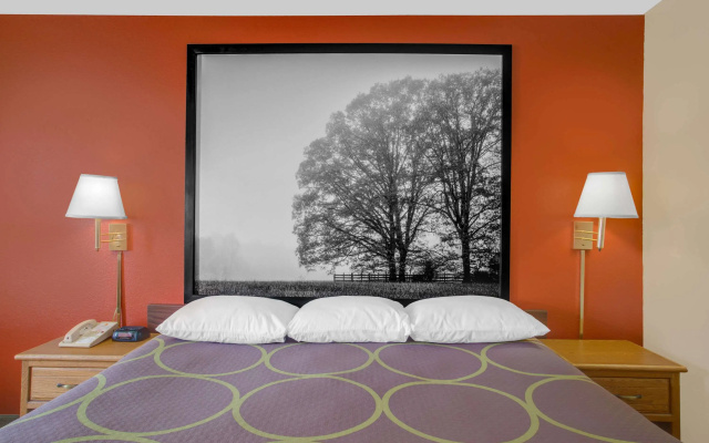 Super 8 by Wyndham Christiansburg/Blacksburg Area