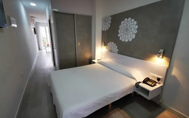 Sol Playa Suites