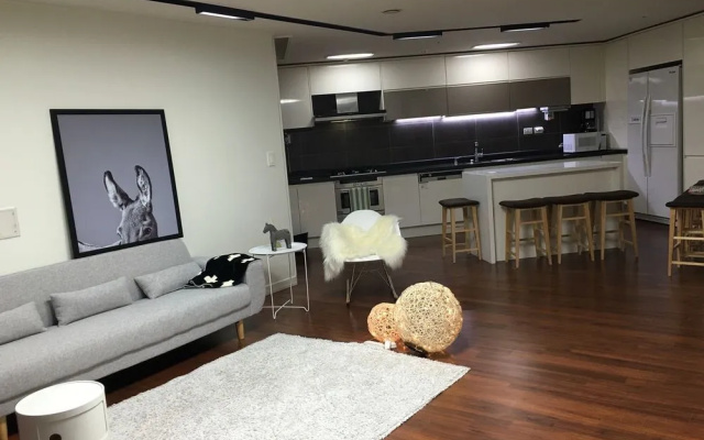 Luxury View Family Seoul Station