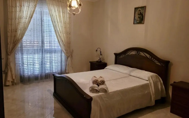 Immaculate 4-bed House in Cassino Villa Aurora
