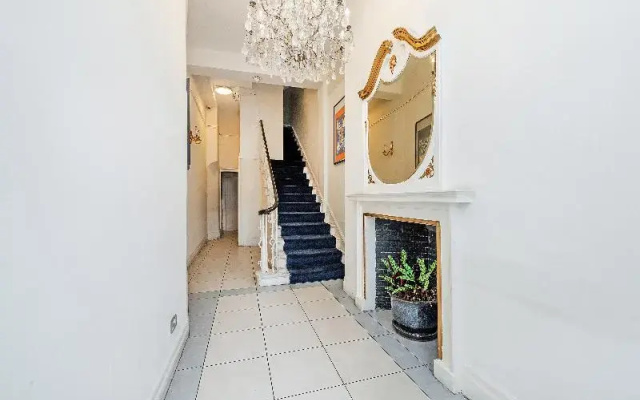 20 Hertford  Street