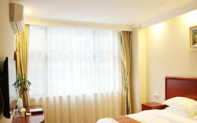 GreenTree Inn JiangXi YingTan GuiXi Plaza JinFeng Mansion Business Hotel