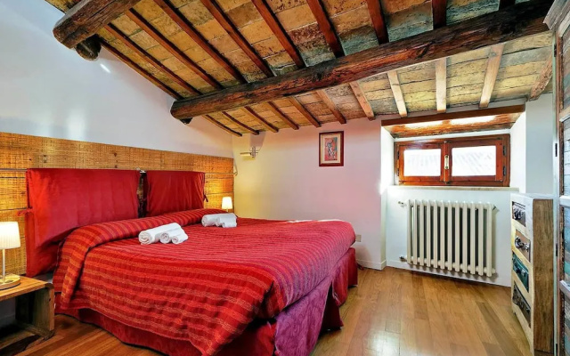 Piazza Mattei Elegant Apartment