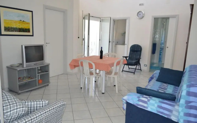 Al025a in Alcamo With 3 Bedrooms and 1 Bathrooms