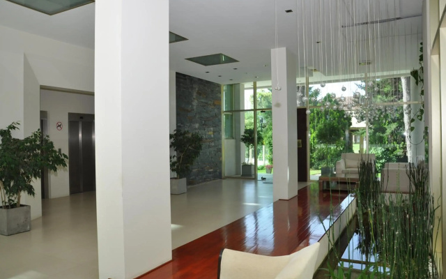 Building Albar