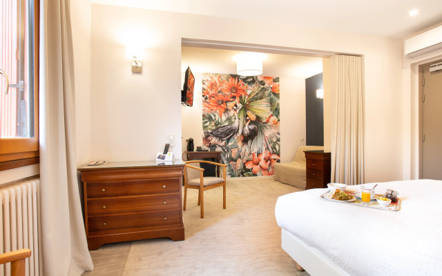 Logis Hotel Restaurant Du Pont