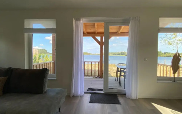 Lakeview Villa With Swimming and Fishing Pier