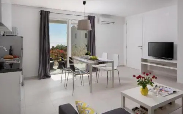 Lemechi Casa Girasole Apartments