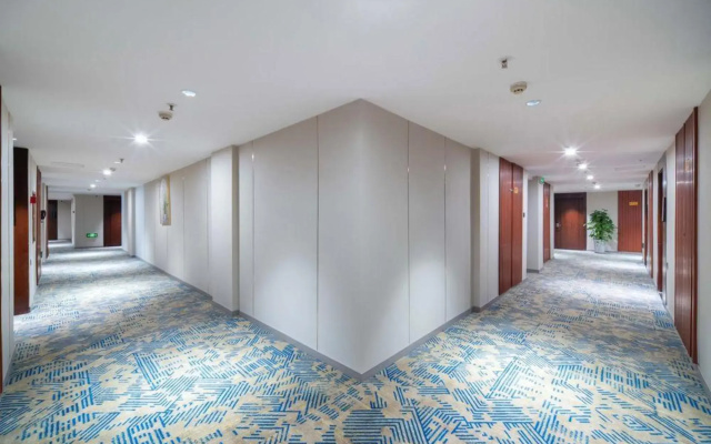 Chengdu Mulan Hotel (Zhongba Subway Station Qingyang Industry Headquarters Base)