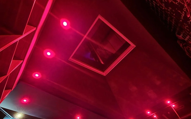 Aka Love Room