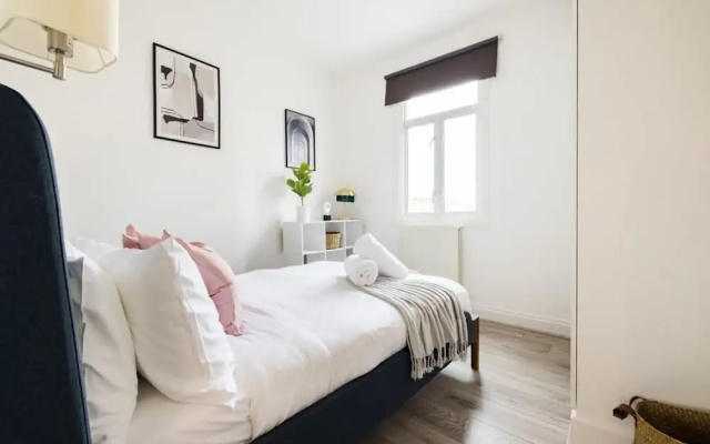 Stylish 1 Bedroom Flat - Shepherds Bush