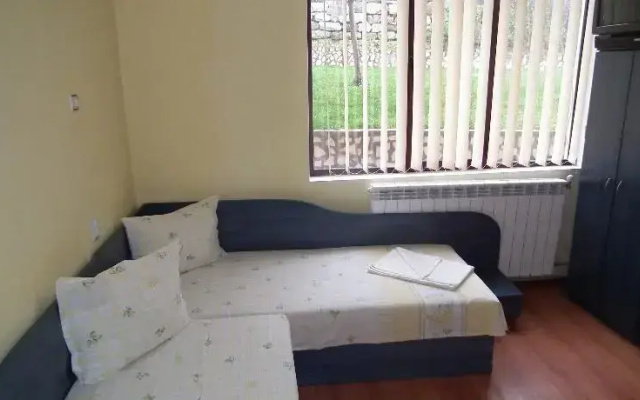 Guest House Bedrock