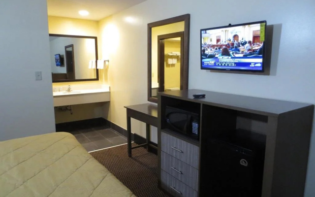 Brick Motor Inn