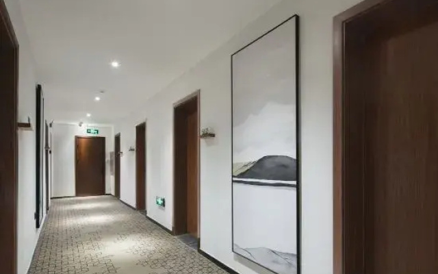 Mo hotel
